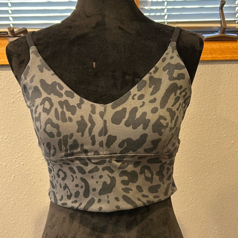 Lululemon Solo Bra Size Medium